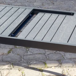 BRIGHTON - Table de jardin GAIA grise en aluminium - L 206/308 x l 100 x H 76
