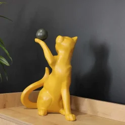 DRIMMER - Statuette en céramique chat avec balle shadow