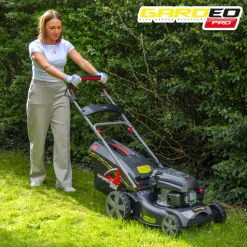 ELEM GARDEN TECHNIC - Tondeuse thermique autotractée 144.3cc - 46cm livrée avec 2 lames + mulching - g