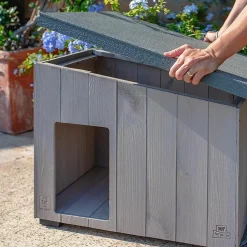 FERPLAST - Niche pour extérieur, maison pour chiens argo 60 en bois fsc avec vernis atoxique, résistant aux u.v.