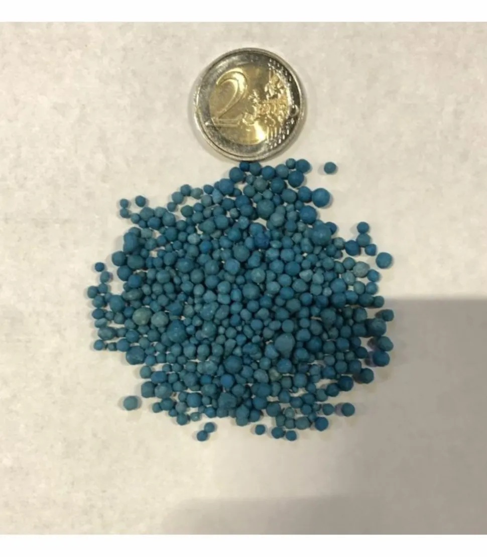 GAZON DE FRANCE - Engrais bleu blaukorn 25kg améliore le rendement des cultures, recommandé en fumure de fond - neg01038
