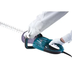MAKITA - Taille-haie semi-pro électrique filaire - 550 w - 65 cm - alim 0,3 m - 3,8 kg