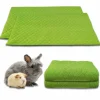 NEO SOLVO - Lot de 2 - tapis qui remplace la litière pour cochon d'inde et lapin - absorbant, imperméable, passe en machine 105 x 105 cm